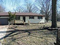 2nd image of 3241 Saint Clair Dr