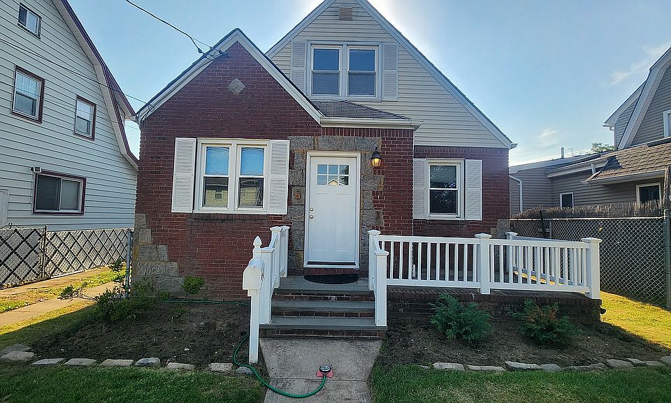 1st image of 159 Harrison Ave