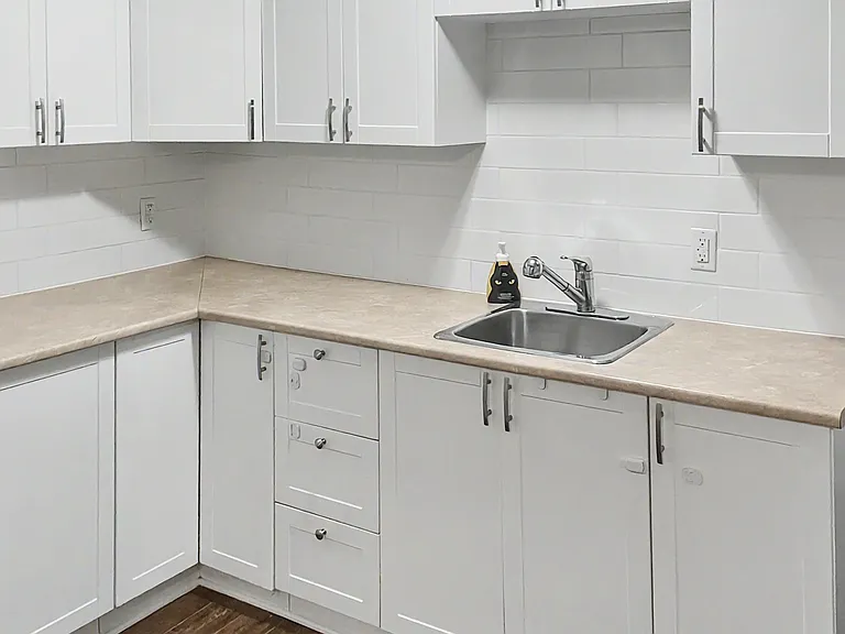 346 5th Ave #1 — Photo 2