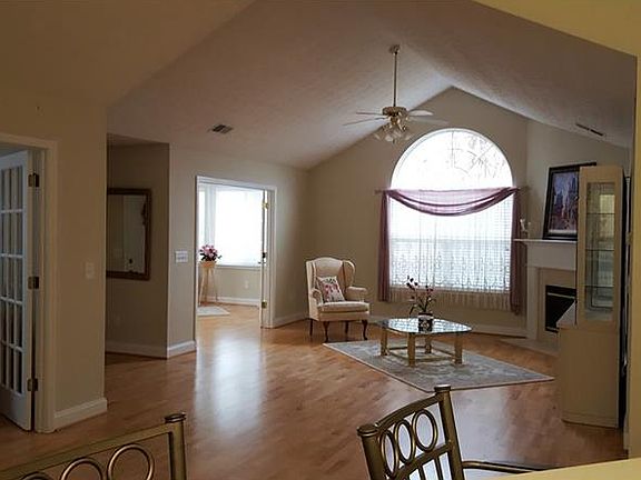 4th image of 2731 Vintage Reserve Ln