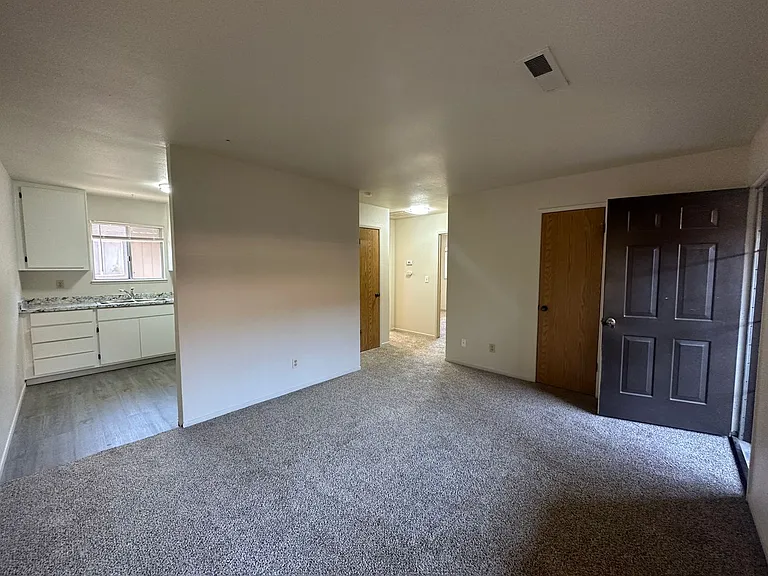 114 S Parsons Ave #G — Photo 12