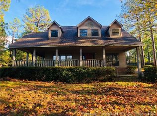 20 Oregon Ln, Spring Lake, NC 28390