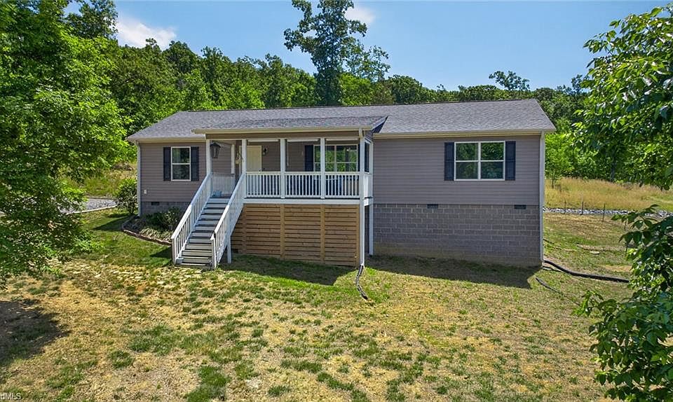1st image of 3710 Shady Brook Dr