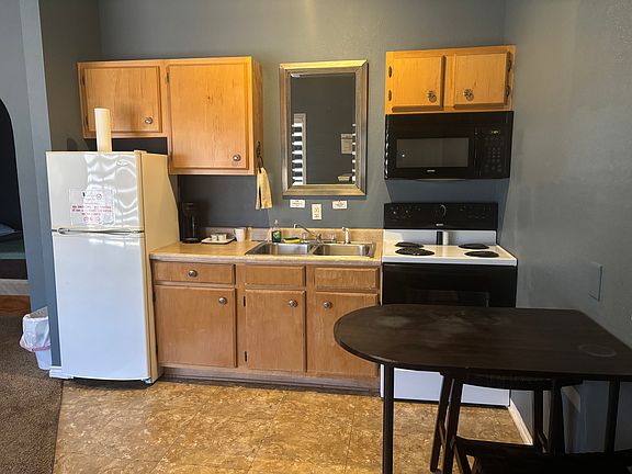 4th image of 1305 N Tool Dr #1
