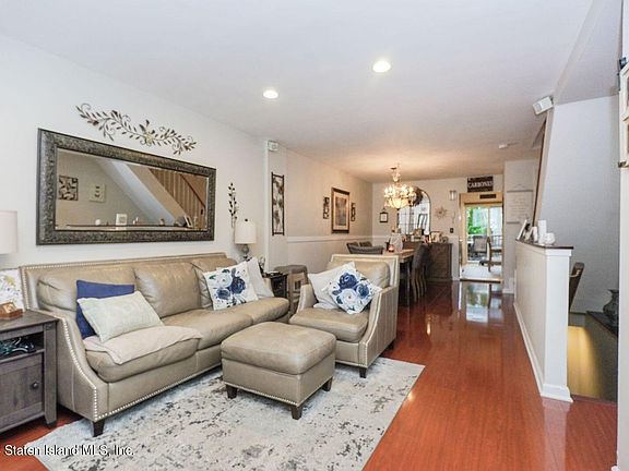 4th image of 158 Cody Pl