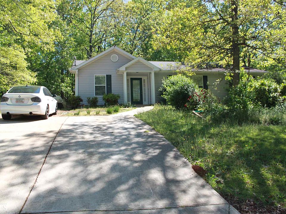 1st image of 98 Arrow Ln