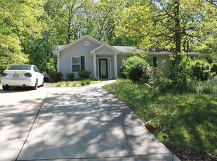 98 Arrow Ln, Lavonia, GA 30553