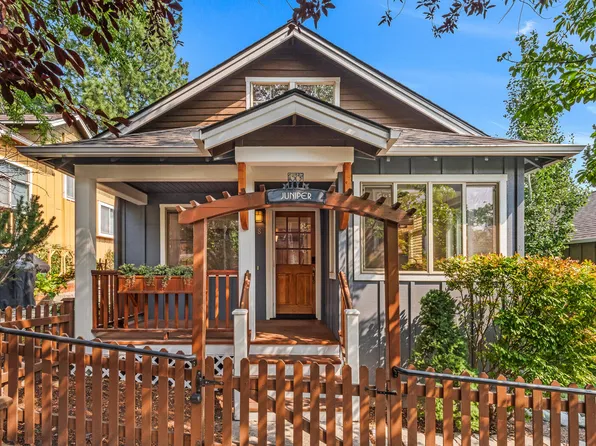 1940 NW Monterey Pines Dr Unit 8, Bend, OR 97703