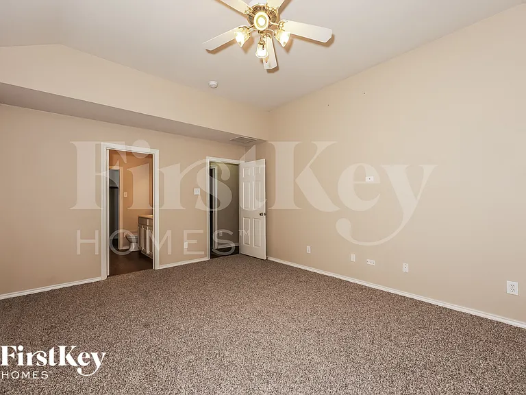 4532 Fir Dr — Photo 12