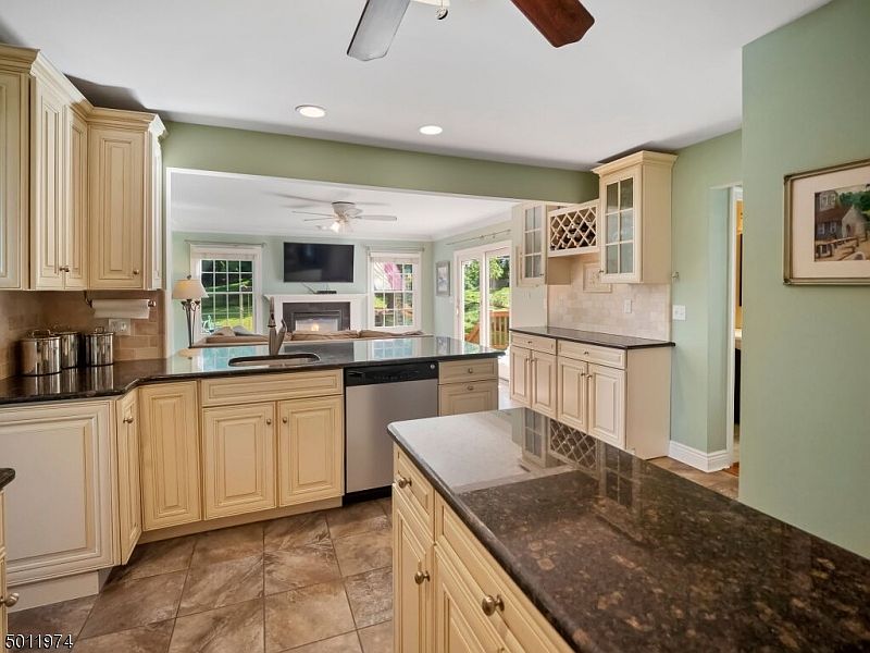 97 Roosevelt Ave, North Haledon, NJ 07508 MLS 3660168 Zillow