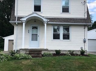 863 Iredell St, Akron, OH 44310