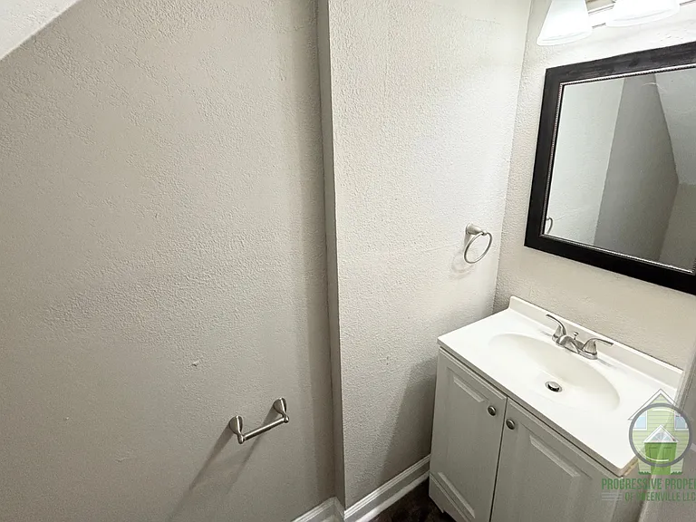 10 Stag St #7 — Photo 17