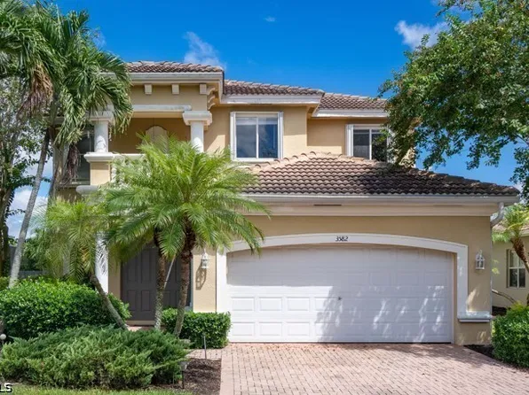 3582 Malagrotta Cir, Cape Coral, FL 33909