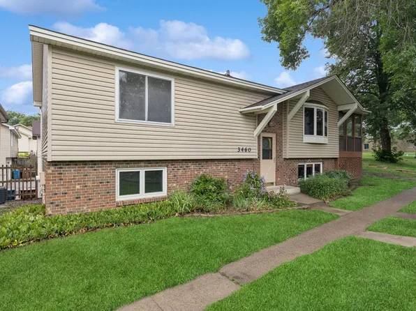 3460 Pilgrim Ln N, Plymouth, MN 55441