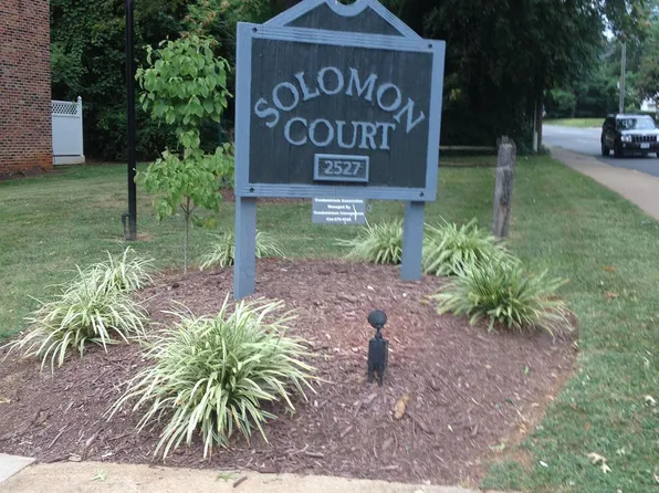 2527 Hydraulic Rd APT 39, Charlottesville, VA 22901