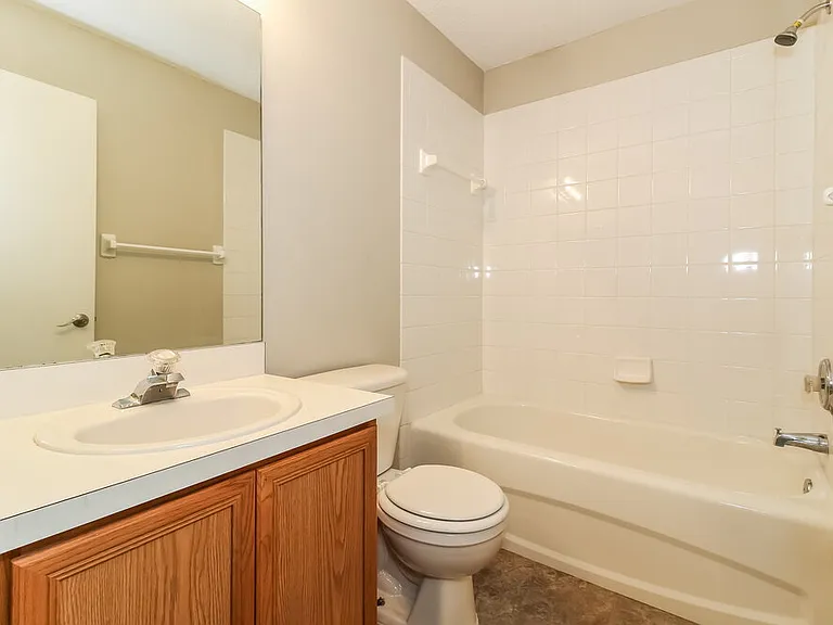 7131 Waterside Dr — Photo 15