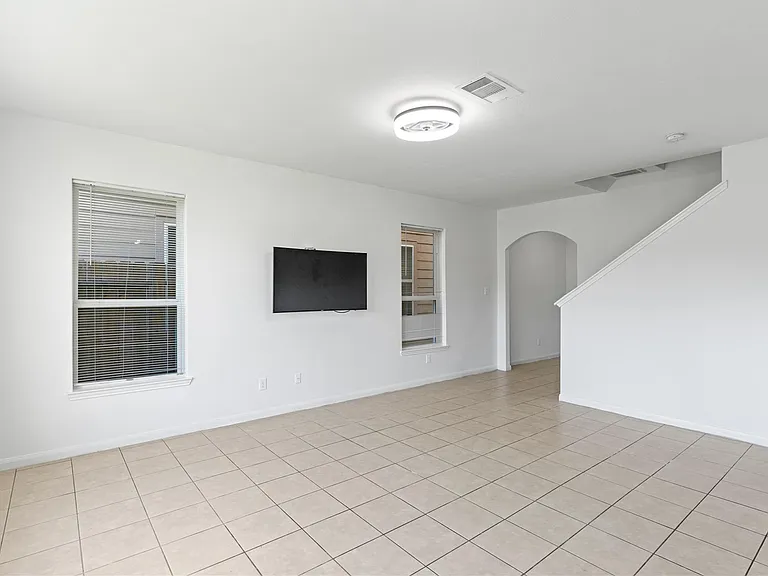 11017 Panther Ct — Photo 10