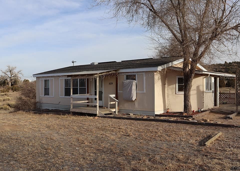 1st image of 1624 Pinion Ave