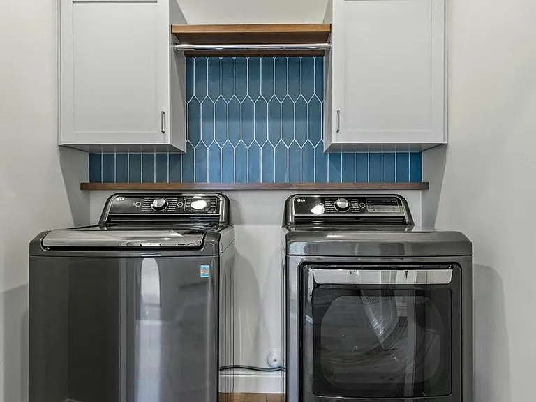 803 W Aspen Ave — Photo 18