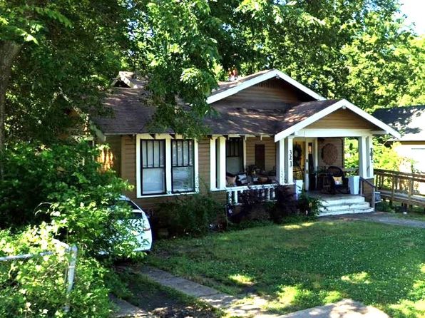 321 W Washington St, Paris, TX 75460