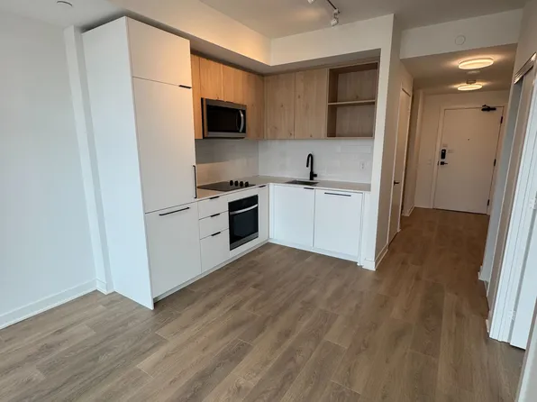 1185 Dupont St, Toronto, ON