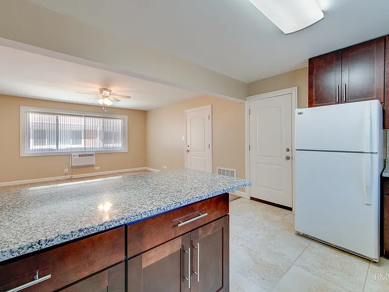 32 N Main St #1S — Photo 8