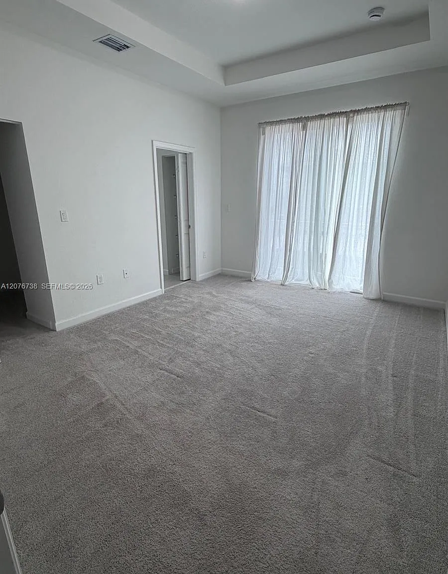 Miami Land And Developmen — Photo 4