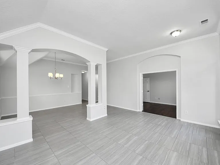 8322 Adler Lake Dr — Photo 6
