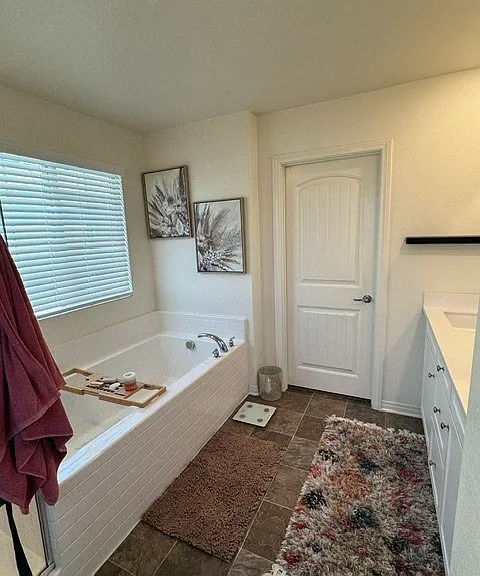 16763 Wyndham Ln — Photo 10