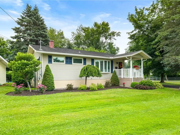 400 Homestead Dr, Utica, NY 13502