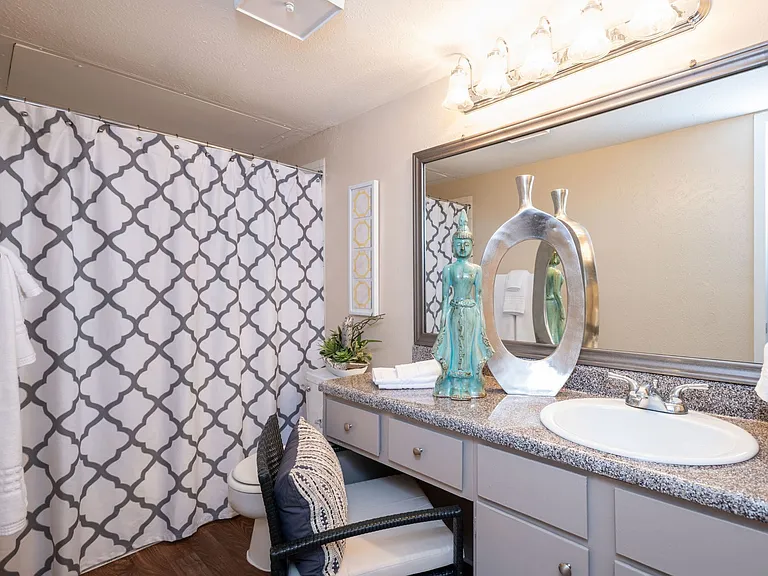 The Pines of Palos Verdes Apartments — Photo 6
