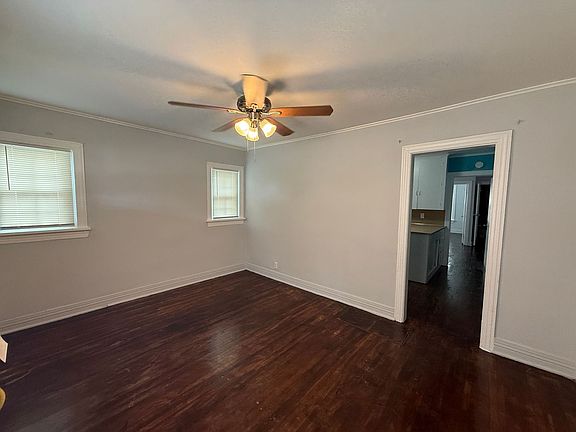 5th image of 2814 E Admiral Ct