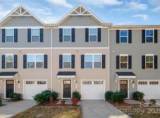 2715 Sydney Overlook Ln, Charlotte, NC 28269