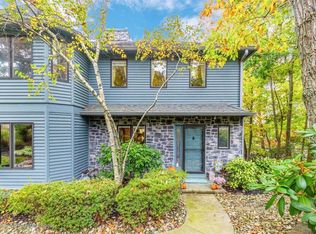 12 Ridge Rd, Atlantic Highlands, NJ 07716