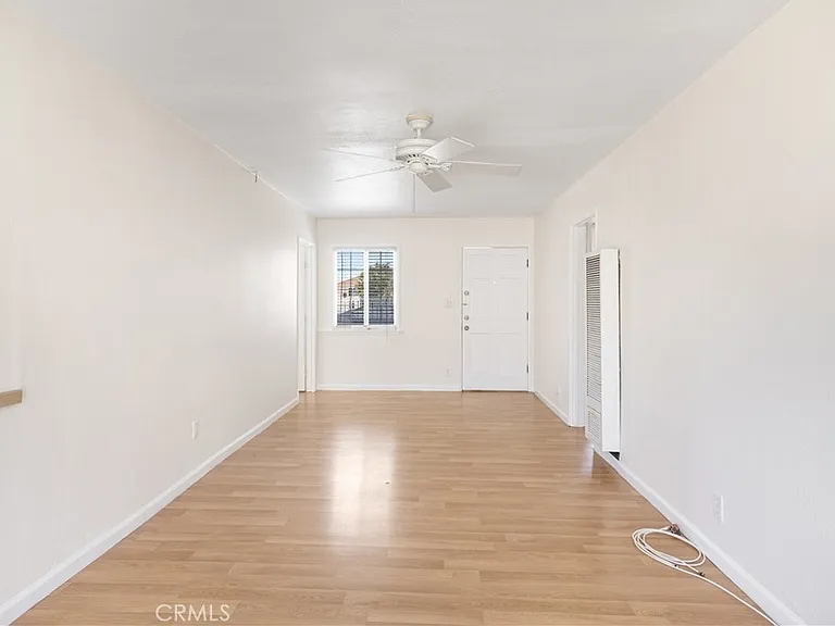 1104 Torrance Blvd — Photo 3