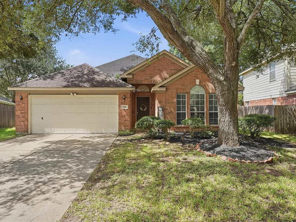 234 Darby Trails Dr