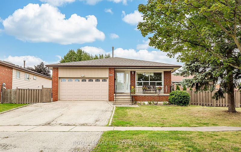 Mississauga House for rent - 3 Bedrooms — photo 2