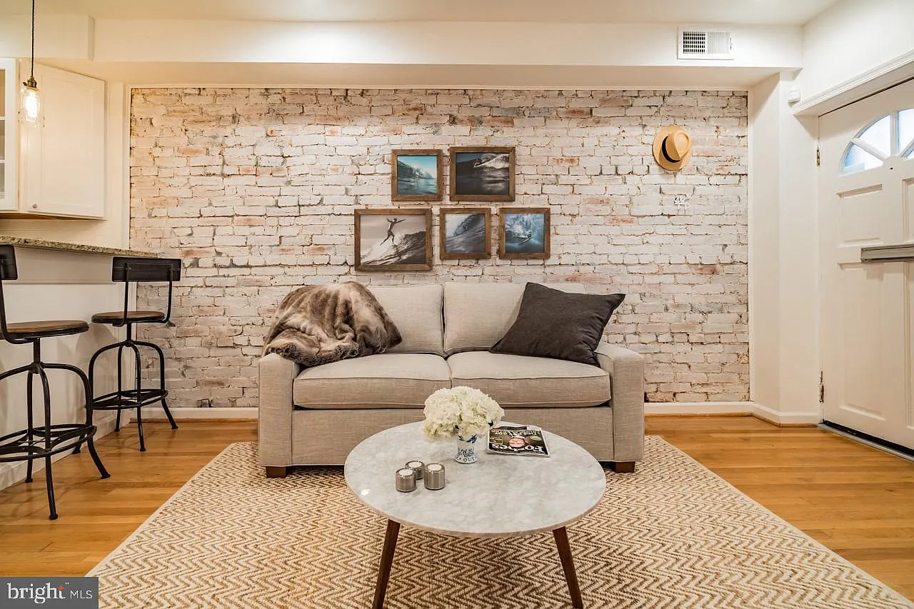 1 bed, 680 sqft, $2,500 — Photo 2