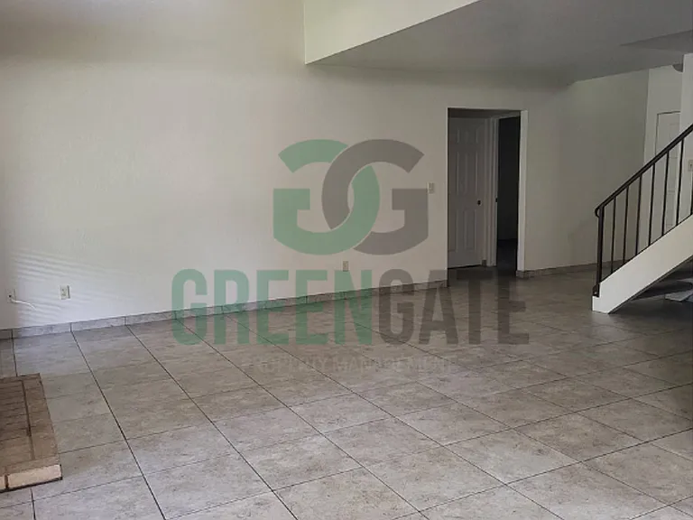 2428 Woodvale Dr — Photo 17