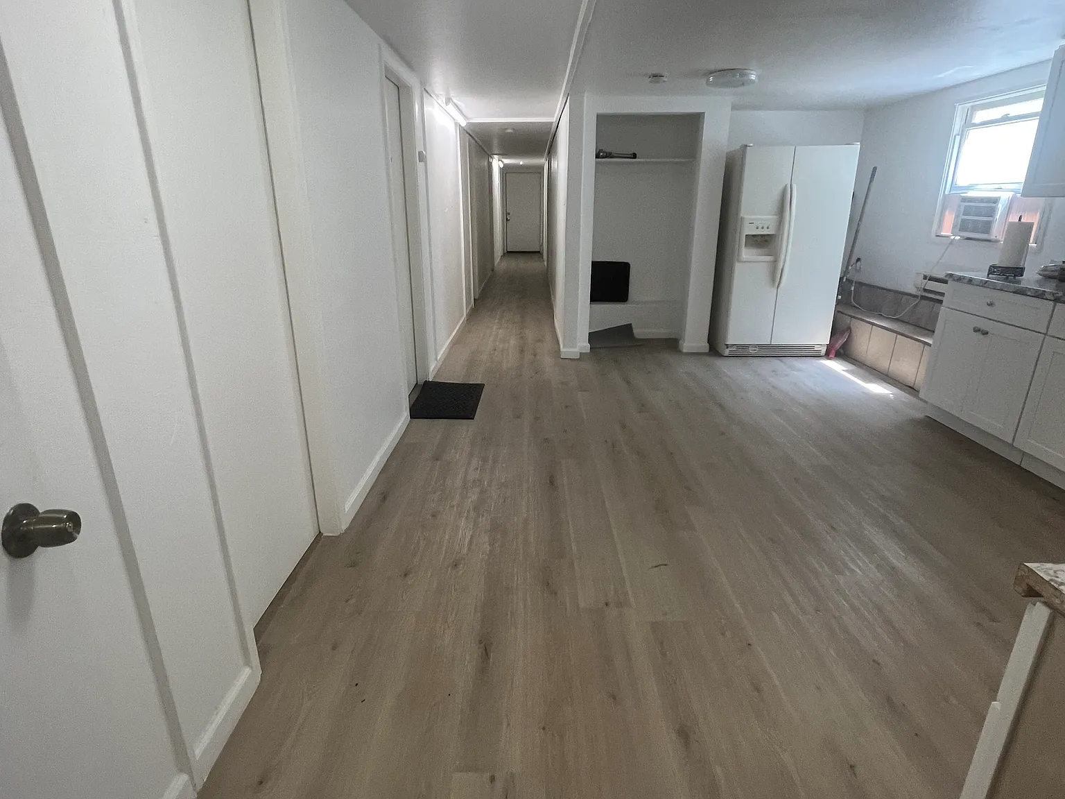 Studio, 1.5 bath, 175 sqft, $900 — Photo 2