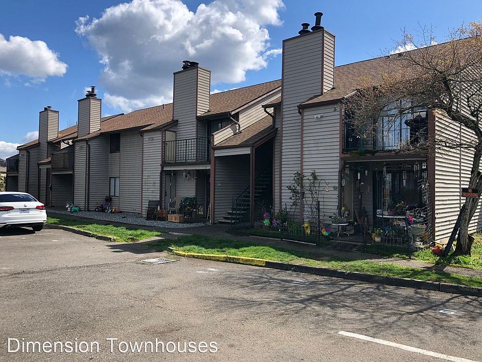 1st image of 104 Tacoma Blvd S Unit 11