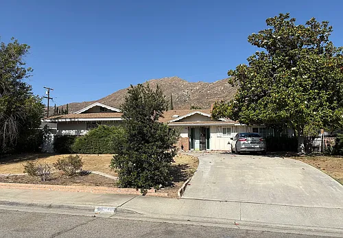 4066 Mount Vernon Ave Photo 1