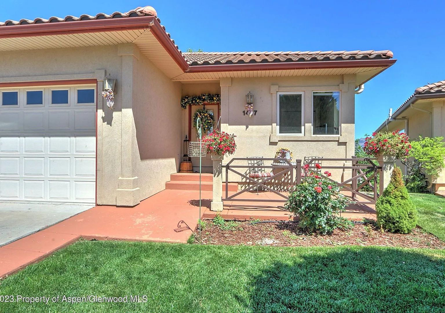 Townhome in Rifle! — Photo 1