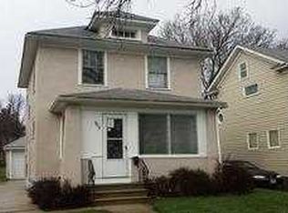 909 Prairie St, Aurora, IL 60506