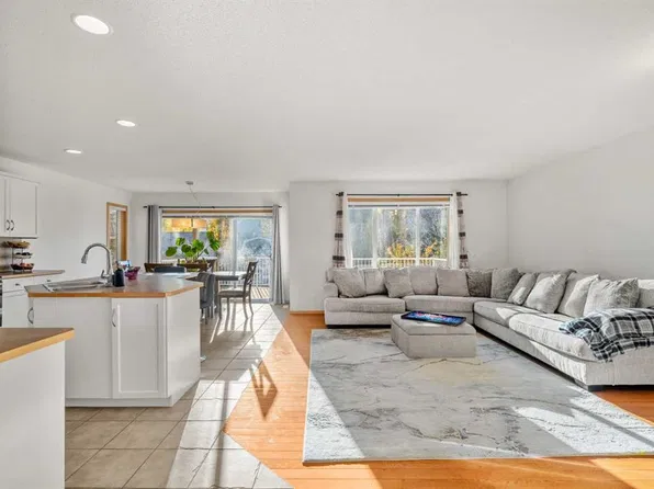 116 N Tuscany Ravine Cres NW, Calgary, AB T3L 2X2