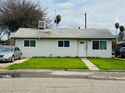 814 Brehler Ave, Sanger, CA, 93657