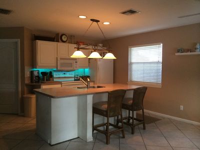 172 1st St, Naples, FL, 34134