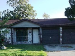 822 Shawnee St, Houston, TX 77034