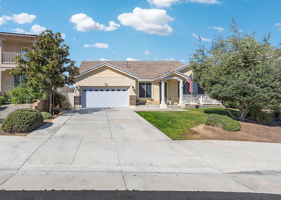 1st image of 15795 Hammett Ct