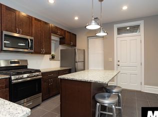 853 W Fletcher St APT 1, Chicago, IL 60657